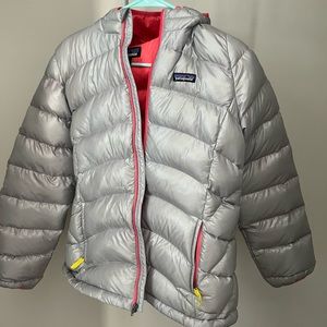Patagonia girls puffer jacket, size XXL